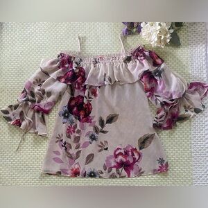 🌺White House Black Market Women’s Blouse